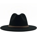 Detail van zwarte wollen fedora met een bruine gevlochten band en platte rand - Eén Maat / Zwart