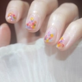 Uñas postizas de verano con lunares de colores y diseño minimalista lindo - JP750 (Estilo Pegamento) / Lunares Coloridos