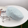 Berretto intrecciato blu e bianco con trama scozzese vintage e piccola etichetta Mniya - Regolabile M (56-58cm) / Celeste