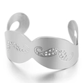 Silberner breiter offener Armreif mit Wellenkanten und Zirkonia-Kristallen aus Stahl - Silber Strass Wellenstil (KB151275-KC)