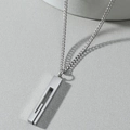 Collar minimalista de acero inoxidable plateado con colgante geométrico hueco rectangular - Color Acero