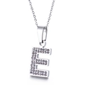 Collana con pendente lettera E in argento con cristalli scintillanti e catena fine - Lettera E(KN89512-K)