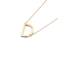 Minimalistische goldene Edelstahl-Halskette mit D-Anhänger und gebürsteter Metalltextur - D Buchstabe Stil (KN88051-K)