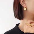 【g190】flower Earrings Gold