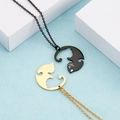 Collares de pareja de gatos minimalistas en negro y oro que forman un corazón - Dorado/Negro (KN90121-Z)