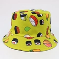 Detail van groene vissershoed met cartoon sushi-prints en gestikte rand - 58cm / Sushi