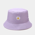 Cappello a secchiello viola chiaro in cotone con ricamo a margherita bianca - M (56-58cm) / Rosa/Viola Reversibile