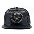 Punk Hip-Hop Baseballkappe aus schwarzem Krokodilleder mit glitzerndem Totenkopf-Design - Verstellbar / Schwarz
