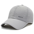 Gorra de béisbol gris transpirable de secado rápido con agujeros láser e impresión sport - Talla única / Gris claro