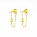 Eleganti orecchini a pendente dorati con zirconi cubici tondi e catenelle a nappa - Oro