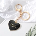 Porte-clés doré minimaliste avec pendentif cœur noir et lettrage doré Mrs gravé - Cœur Noir MRS