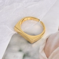 Bague ouverte dorée élégante avec un large plateau rectangulaire minimaliste pour femme - Ouvert Réglable / Or