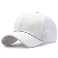 Berretto da baseball bianco traspirante in mesh con motivo mimetico discreto davanti - Bianco