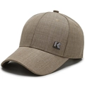 Herren-Freizeitcap aus strukturiertem braunem Stoff mit metallischem Logo-Detail - Verstellbar / Khaki Mit Metall R Logo