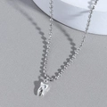 Collar hip hop con colgante de diente 3D plateado y cadena de bolas de metal para unisex - Plateado
