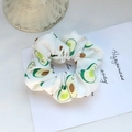 Chouchou blanc en soie avec imprimé avocat vert pour la coiffure des femmes - Blanc