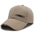 Cappellino da baseball da uomo in cotone kaki con ricamo nero e visiera classica strutturata - Regolabile / Beige