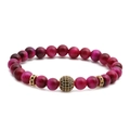 Bracciale in perline occhio di tigre fucsia con sfera dorata e zirconi neri lucidi - Sfera di Zirconia Rossa