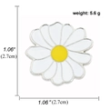 Daisy enamel pin badge with white petals and yellow center measuring 2.7cm and 5.6g - A00671 White Daisy