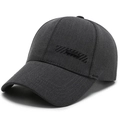 Cappellino da baseball casual grigio scuro in twill di cotone con stemma metallico - Regolabile / grigio scuro