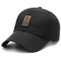 Cappellino da baseball nero leggero con fori laser traspiranti e toppa in pelle marrone - Regolabile / Nero
