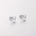 Orecchini a lobo minimalisti a cuore in argento con scritta love per donna - Argento (KE86554-K)