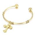 Bracciale rigido aperto dorato con ciondolo a croce e rosa con perline decorative - Colore Oro(KB152733-Z)