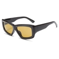 Retro rectangle thick frame sunglasses with black glossy finish and yellow lenses - Black Frame Tea Lens