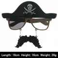 Halloween piratenbril met schedelhoed ontwerp en hangend zwart baard accessoire - Zwarte Hoed Piratenbaard Bril / Eén maat