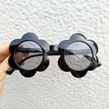 Occhiali da sole neri a forma di fiore per bambini con lenti grigio scuro e lucidi - Nero