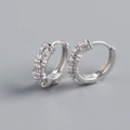 Detalle de pendientes de aro en plata de ley 925 con brillantes circonitas cúbicas - Plata 925 / Oro Blanco (Par)