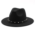 Klassieke zwarte wollen fedora hoed met zilveren punk nagels en lederen riem band - M (56-58cm) / Zwart