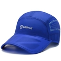 Berretto da baseball in mesh blu reale a rapida asciugatura con logo sportivo bianco - Regolabile / Blu Reale