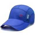 Berretto da baseball blu scuro ad asciugatura rapida con logo rosso e mesh - Regolabile / Blu Reale