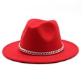 Detail eines roten Wollfilzhutes mit silberner Kette und flacher, breiter Krempe für Damen - M (56-58cm) / Rot