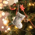 Calza di Natale in lino con stampa di pino e bacche e dettaglio fiocco rustico - Calza di Natale