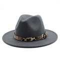 Detail of dark grey wool fedora hat featuring leopard print band and silver metal buckle - M (56-58cm) / Dark Gray