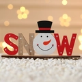 Décoration de Noël lettres SNOW en bois avec tête de bonhomme de neige et motifs rouges - Style Bonhomme de Neige (SNOW)
