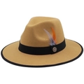 Chapeau fedora britannique en laine camel avec ruban noir et décoration de plumes - Camel avec Bordure