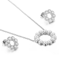 Conjunto de collar y pendientes redondos de plata con perlas blancas sobre fondo blanco - Estilo De Perlas Redondas Plateadas (KS138688-KLX)