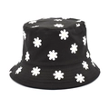 Dettaglio ricamo a margherita su cappello alla pescatora in cotone nero con cuciture curate - M (56-58cm) / Nero