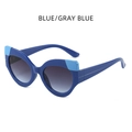 Cat-Eye-Sonnenbrille mit blauem Rahmen, Katzenohren-Akzenten und grauen Verlaufsgläsern - Blau/Graublau