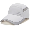 White and grey mesh baseball cap with breathable side panels and sporty logo - Adjustable / White