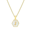 Collar hexagonal dorado de acero con nácar blanco y detalle de la letra J grabado - Con cadena / Letra Blanca J