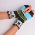 Knitted fingerless gloves with green Christmas tree scenery and snowflake pattern - One Size / Dark Gray