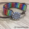 Bracciale boho in pelle intrecciata con 32 pietre naturali colorate e chiusura a girasole - 32 pezzi di pietre colorate con chiusura a fiore