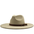 Wollfilzhut in Haferflocken-Farbe mit braunem Lederband und dekorativer Metallschnalle - M / Beige