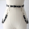 Imbracatura corpo gotica punk in pelle nera con anelli di metallo e stelle pendenti - Nero (Accessori Stella)