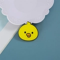 Simpatica spilla a forma di pulcino giallo in acrilico per decorare borse e vestiti - Anatroccolo