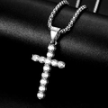 Collana a croce in acciaio al titanio con pietre di zircone AAA e finitura color argento - Solo ciondolo d'argento